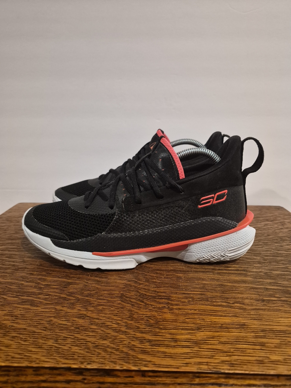 Under Armour Curry 7 'Beta Red' Basketball Sneakers
Boy's Size 7Y